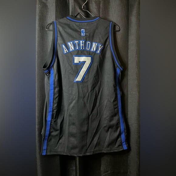 NY KNICKS CARMELO ANTHONY - Picture 3 of 4